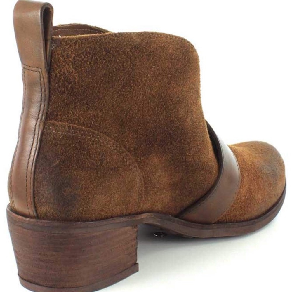 Ugg Wright Belted Boot - image 4